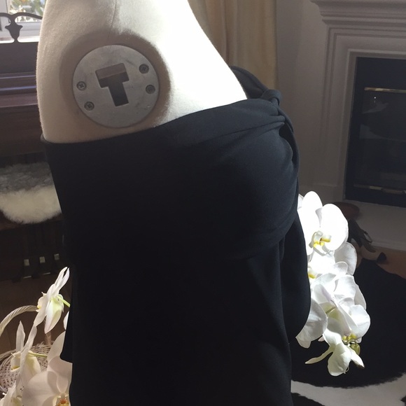 Pretty Classy Top - Picture 4 of 6